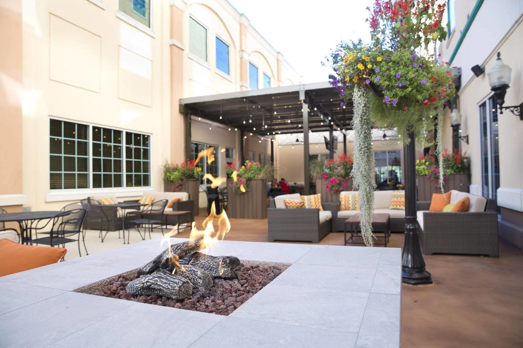 Isle Of Capri Casino Hotel Boonville Extérieur photo